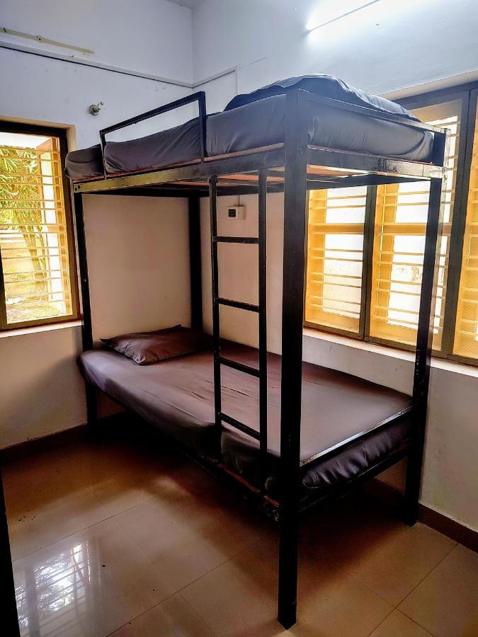 Gogonuts Hostel Varkala Exterior photo